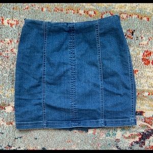 blue mini skirt!